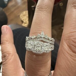 Leo Diamond Princess Cut Wedding Ring Set